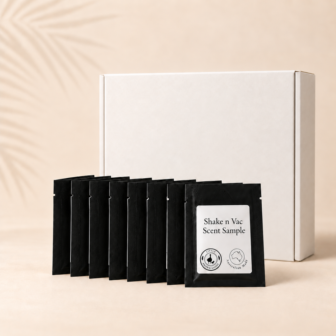 Shake n Vac Discovery Box with 7 scent sample sachets by Little Brown Goose